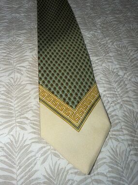 Gianni Versace 100% Silk Tie Made in Italy Green Gold Greek Key Medusa Luxury